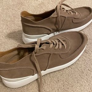Lucky Brand tan suede sneakers